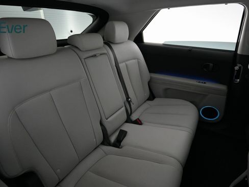 Used 2025 Hyundai Ioniq 5 Limited image 10
