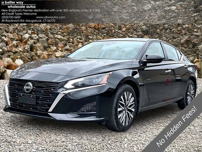 Used 2024 Nissan Altima 2.5 SV