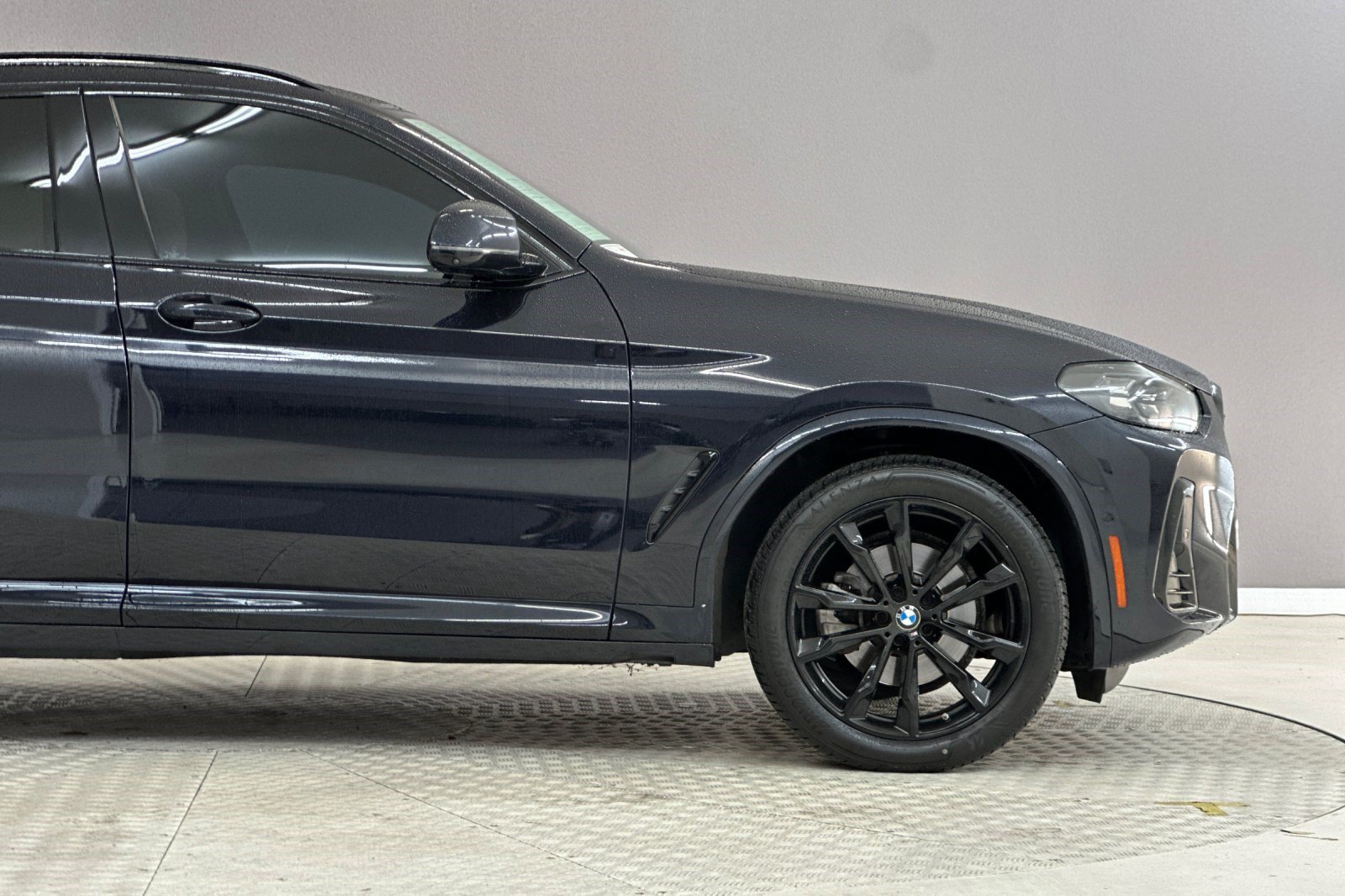 Certified 2023 BMW X4 xDrive30i w/ M Sport Package AWD/4WD image 35