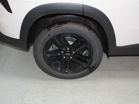 New 2026 Chevrolet Trax ACTIV w/ Driver Confidence Package FWD image 4