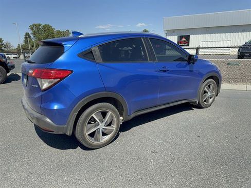 Used 2022 Honda HR-V EX image 2