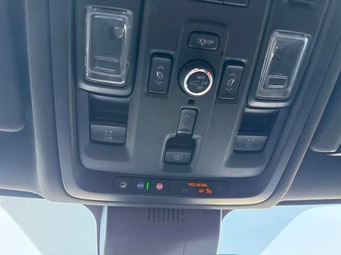 Certified 2023 Chevrolet Tahoe Premier AWD/4WD image 33