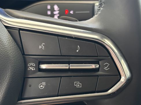 Used 2025 Chevrolet Equinox LT w/ Convenience Package II image 11