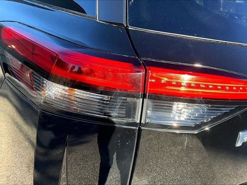 Certified 2022 Nissan Pathfinder SL w/ SL Premium Package image 27