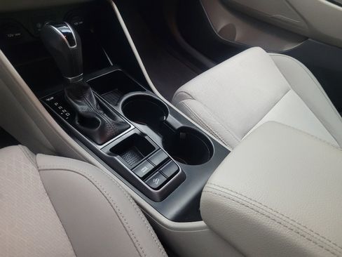 Used 2017 Hyundai Tucson Sport FWD image 26
