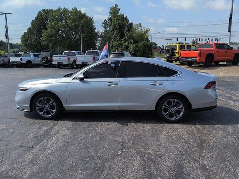 Used 2024 Honda Accord EX-L image 4
