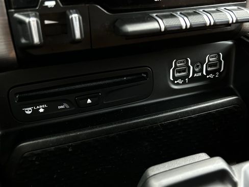Used 2019 RAM 1500 Limited w/ Body Color Bumper Group AWD/4WD image 24