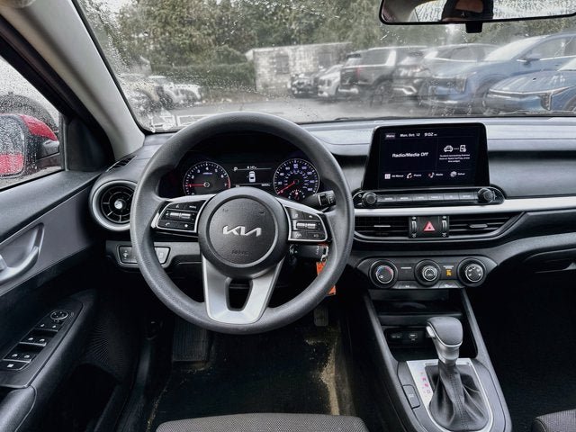 Certified 2023 Kia Forte LXS w/ LXS Technology Package FWD image 20