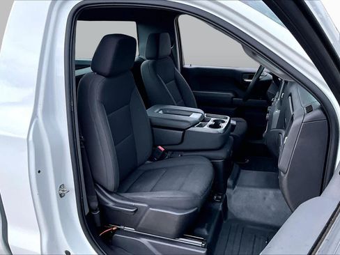 Used 2022 Chevrolet Silverado 1500 W/T RWD image 9