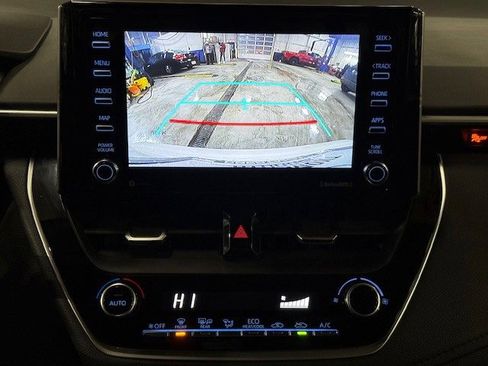 Used 2021 Toyota Corolla SE w/ Carpet Mat Package (TMS) image 28