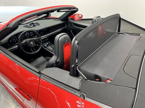 Certified 2023 Porsche 911 Carrera 4S AWD/4WD image 19