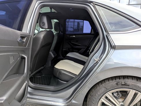 Used 2020 Volkswagen Jetta R-Line image 38