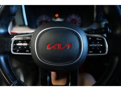 Used 2022 Kia Sorento EX w/ Panoramic Sunroof Package FWD image 21