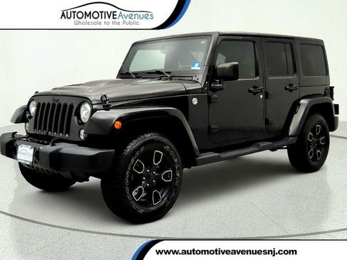 Used 2018 Jeep Wrangler Unlimited Sahara AWD/4WD image 1