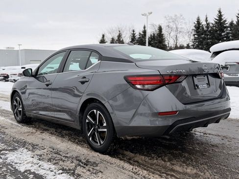 Used 2024 Nissan Sentra SV image 4