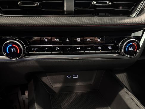 New 2026 Chevrolet Equinox RS image 23