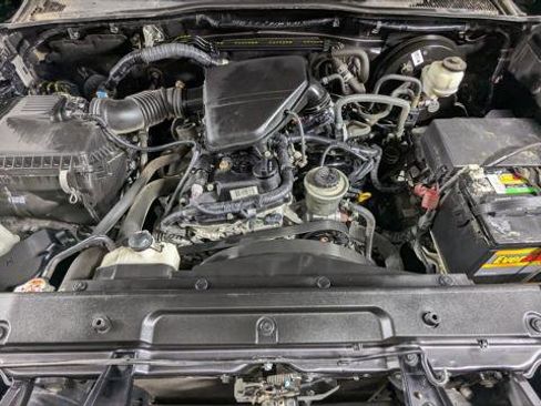 Used 2019 Toyota Tacoma SR w/ SR Convenience Package image 30