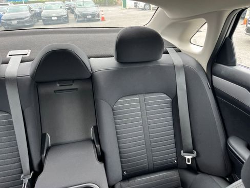 Used 2025 Kia K5 LXS image 38