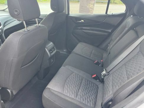 Used 2021 Chevrolet Equinox LT AWD/4WD image 17