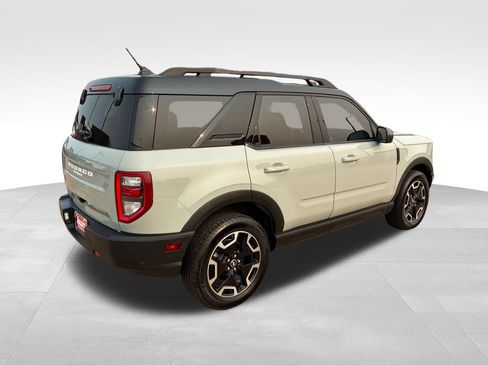 Used 2022 Ford Bronco Sport Outer Banks w/ Tech Package AWD/4WD image 5