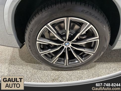 New 2026 BMW X5 xDrive40i w/ M Sport Package AWD/4WD image 22
