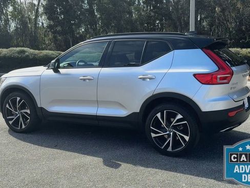 Used 2019 Volvo XC40 T5 R-Design image 7