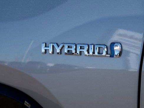 Used 2019 Toyota RAV4 XSE image 9