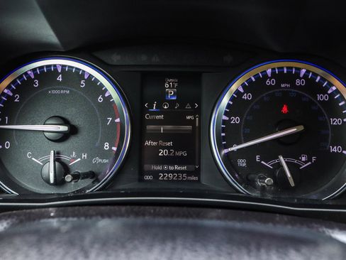 Used 2015 Toyota Highlander XLE AWD/4WD image 7