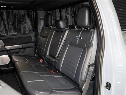 Used 2025 Ford F450 Platinum w/ FX4 Off-Road Package image 13
