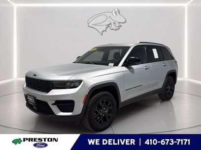 Used 2025 Jeep Grand Cherokee Altitude