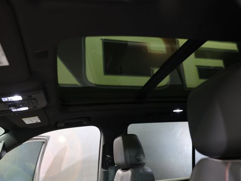 Used 2023 Chevrolet Tahoe RST w/ Luxury Package image 45