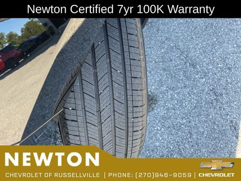 Used 2024 Chevrolet Equinox LT w/ LPO, Floor Liner Package FWD image 48