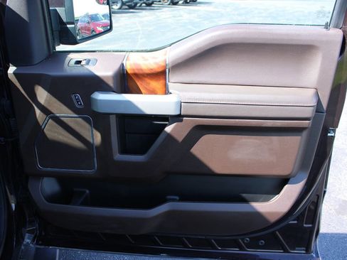 Used 2018 Ford F150 King Ranch w/ Trailer Tow Package AWD/4WD image 29