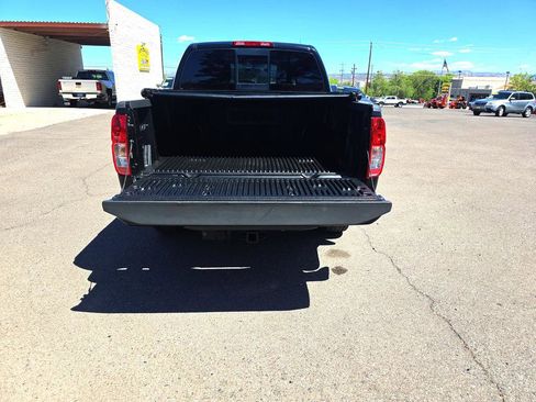 Used 2017 Nissan Frontier SV AWD/4WD image 13