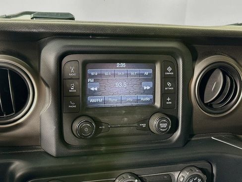 Certified 2019 Jeep Wrangler Sport image 20