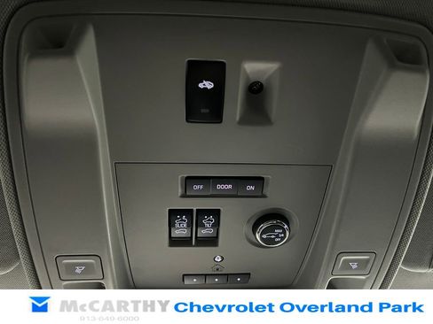 Used 2018 GMC Yukon Denali w/ Denali Ultimate Package image 26