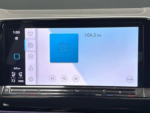 Used 2025 Volkswagen Atlas SEL Premium R-Line image 31