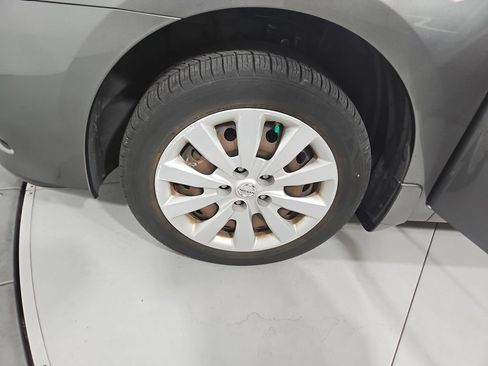 Used 2015 Nissan Sentra SV FWD image 26