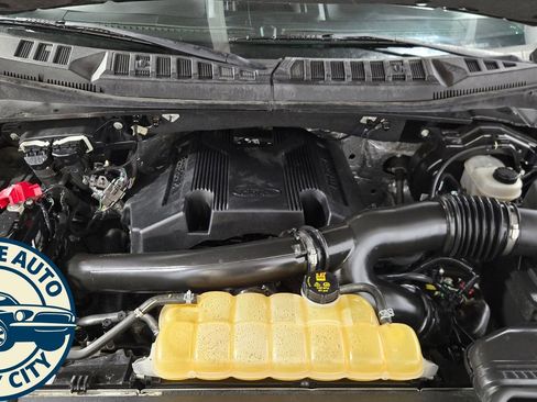 Used 2018 Ford F150 XLT AWD/4WD image 38