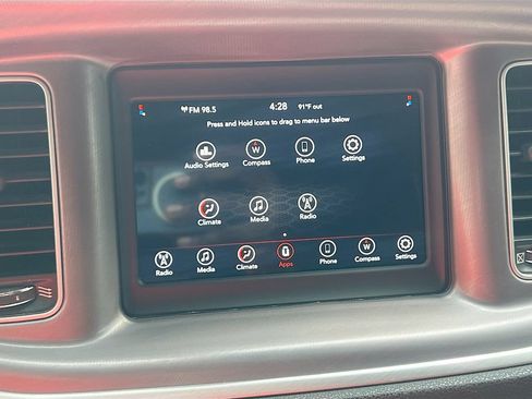 Used 2022 Dodge Charger SXT RWD image 14