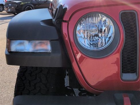 Certified 2023 Jeep Wrangler Rubicon image 9