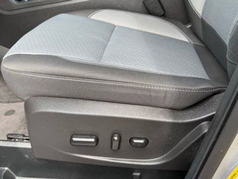 Used 2018 Ford Escape SE AWD/4WD image 16