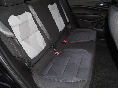 Certified 2024 Chevrolet Trax LS w/ LS Convenience Package FWD image 19