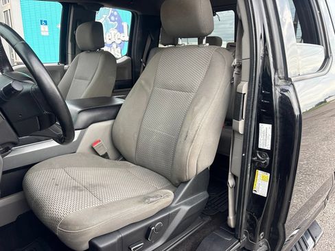 Used 2018 Ford F150 XLT w/ Equipment Group 302A Luxury AWD/4WD image 9