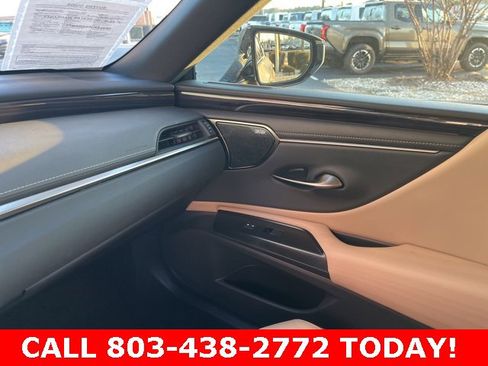 Used 2020 Lexus ES 350 Ultra Luxury image 33