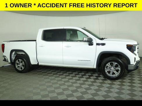 Used 2023 GMC Sierra 1500 SLE AWD/4WD image 2