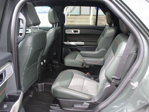 Used 2023 Ford Explorer Timberline w/ Timberline Technology Package AWD/4WD image 19