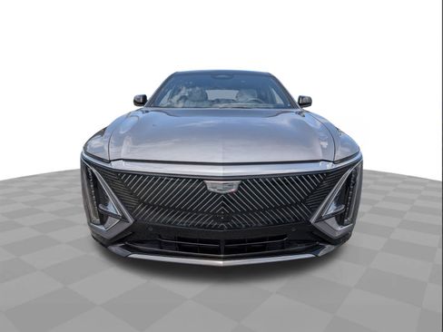 Used 2023 Cadillac Lyriq 2WD image 9