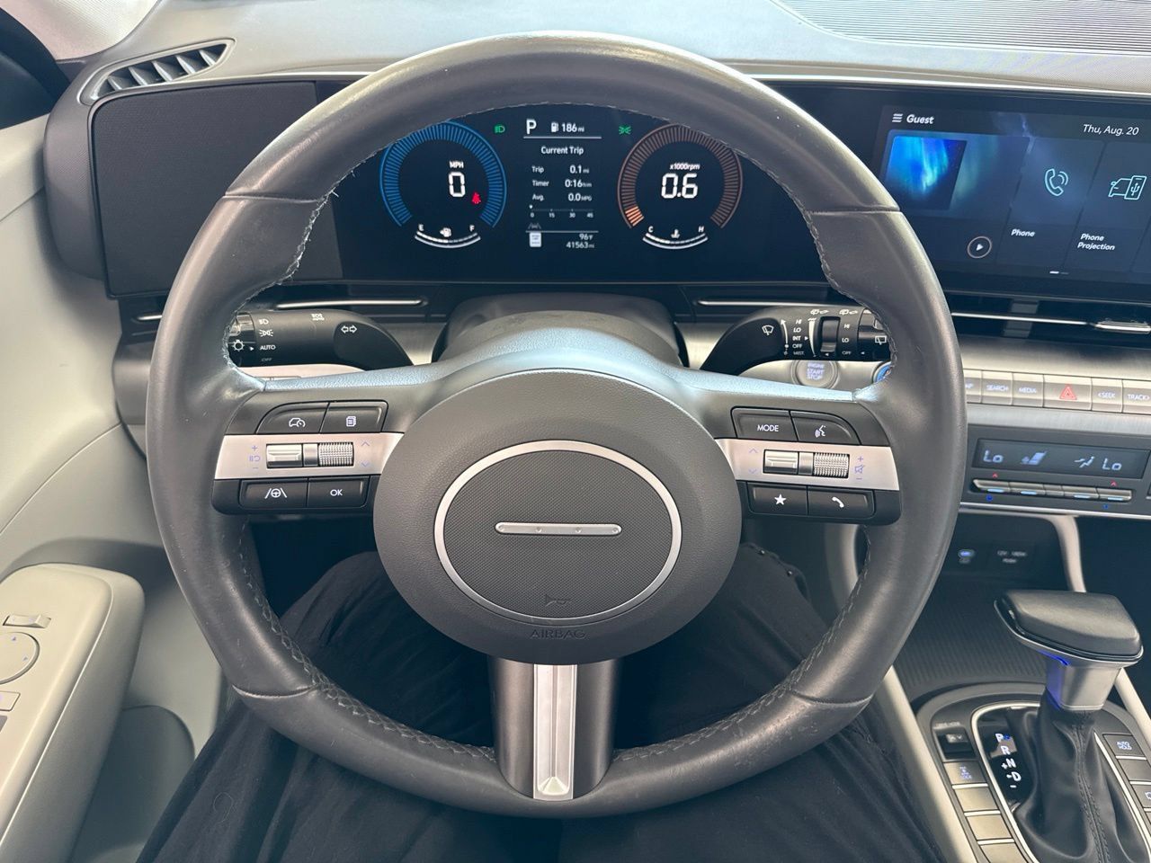 Used 2025 Hyundai Kona SEL AWD/4WD image 17