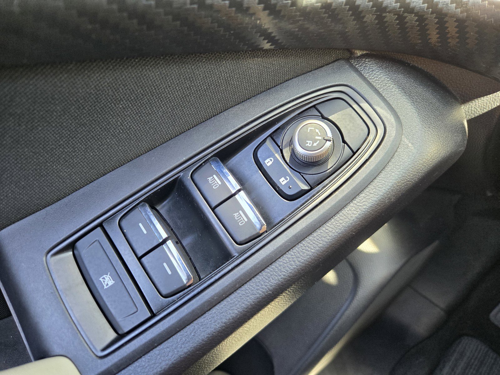 Used 2025 Subaru Ascent Premium AWD/4WD image 25